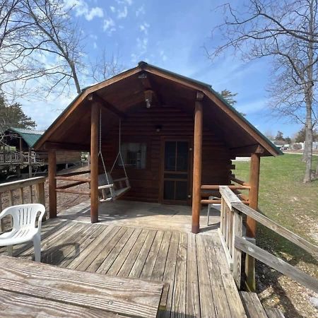 Secluded Rustic Cabin With Views Блумингтон Экстерьер фото