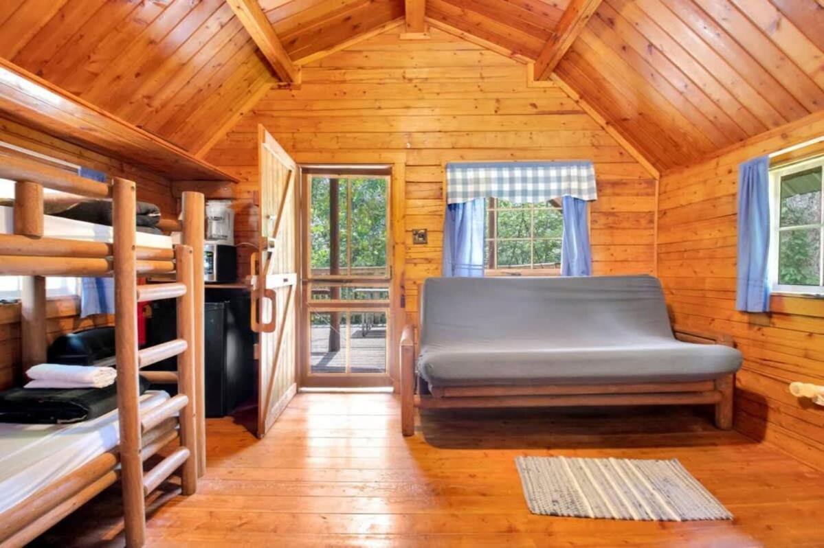 Secluded Rustic Cabin With Views Блумингтон Экстерьер фото